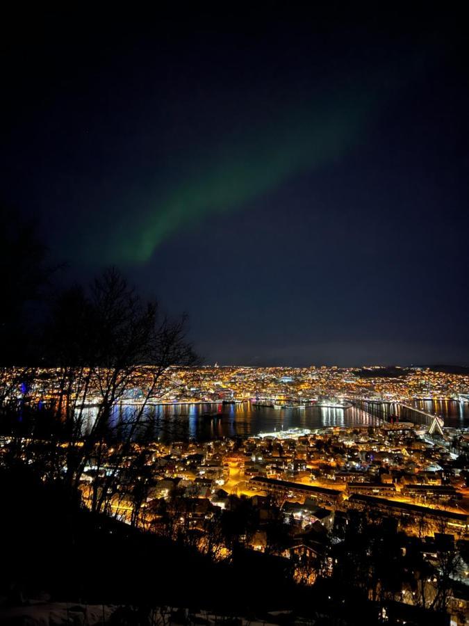 New! Modern - Central - Cozy Place By The Sherpa Stairs Apartment Tromso Exterior photo